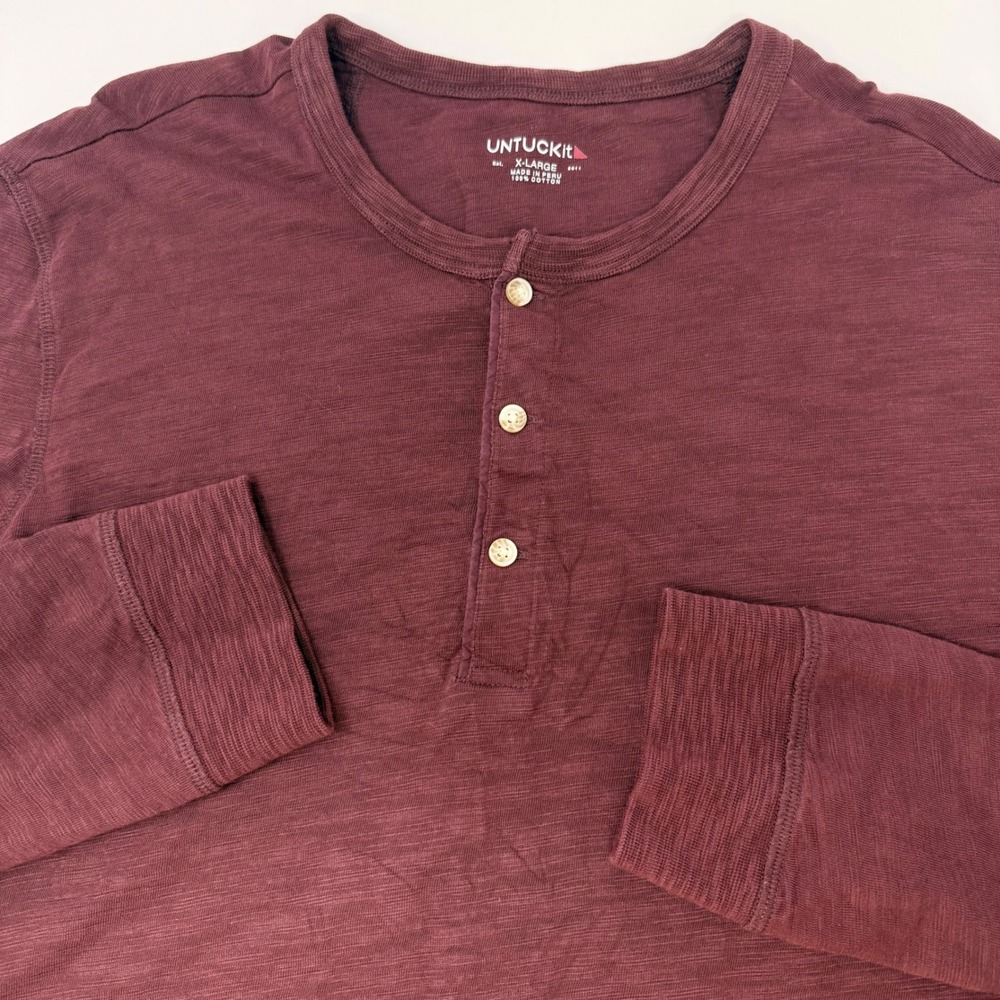 UNTUCKit Mens XL Long Sleeve Henley Shirt Burgundy Maroon 100% Cotton Slub